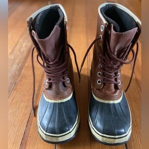 Sorel Women’s Leather Snow Boots Size 10